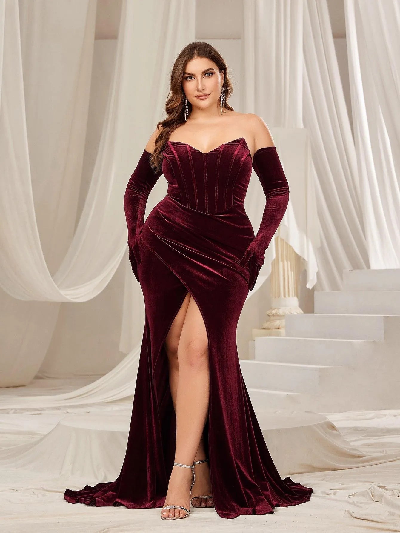 Plus Ruched Wrap Hem Velvet Tube Prom Dress（Gloves Included）