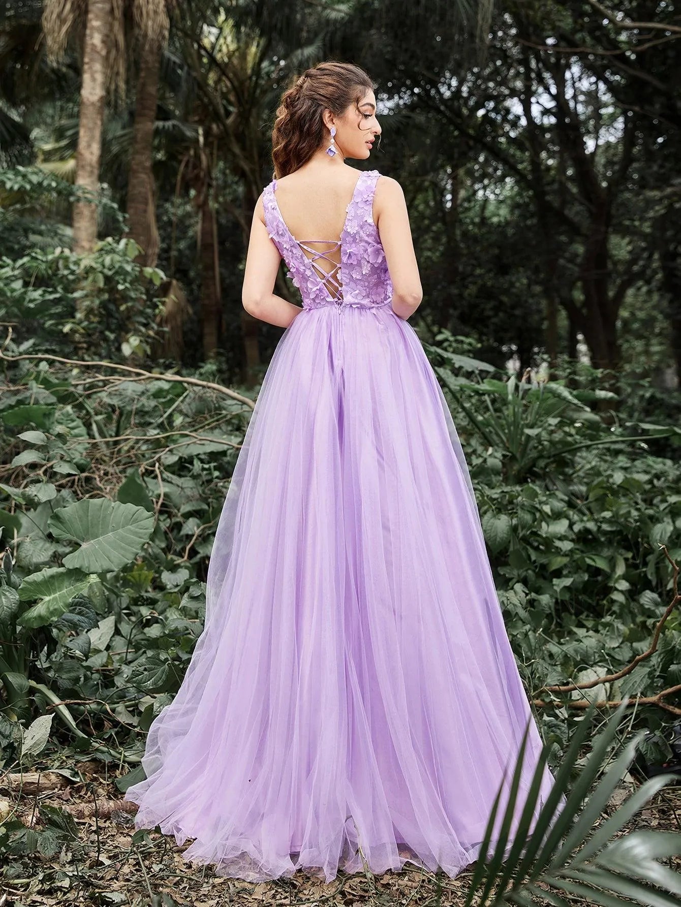 Elegant Scoop Neck Floral Applique Bodice Tulle Evening Dress