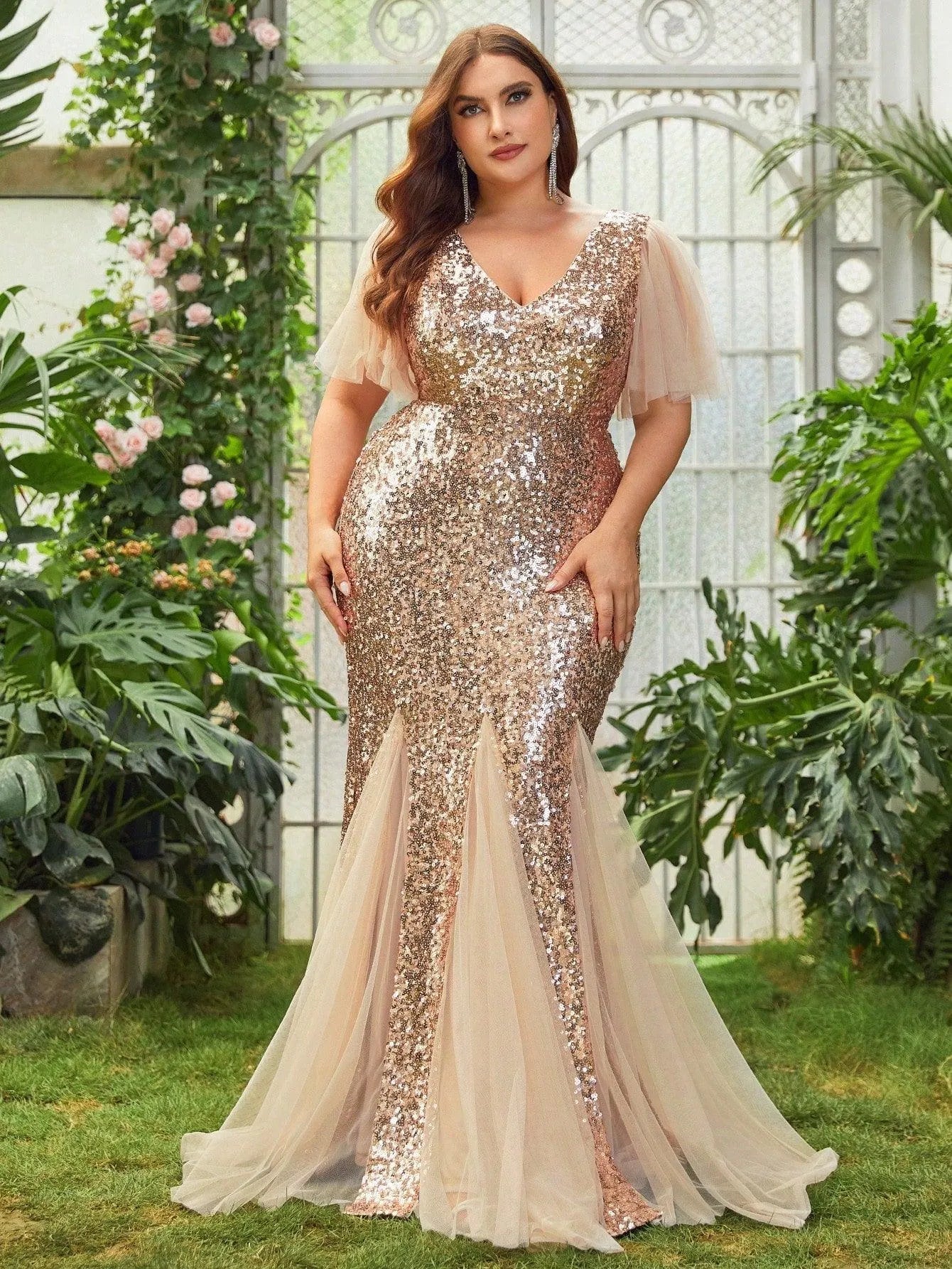 Plus Mesh Mermaid Hem Sequin Formal Dress