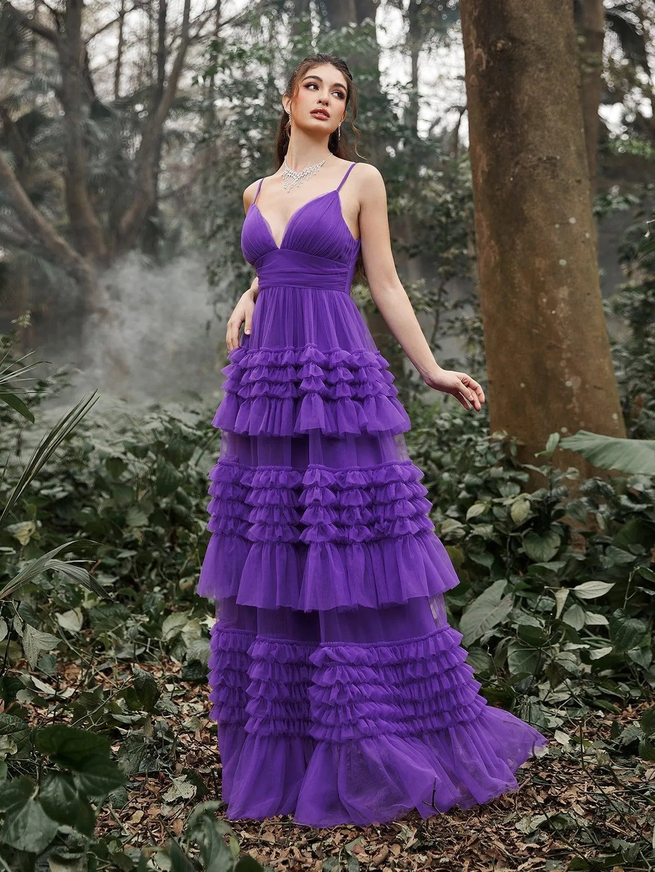 Gorgeous Plunging Neck Tiered Tulle Slip Prom Dress