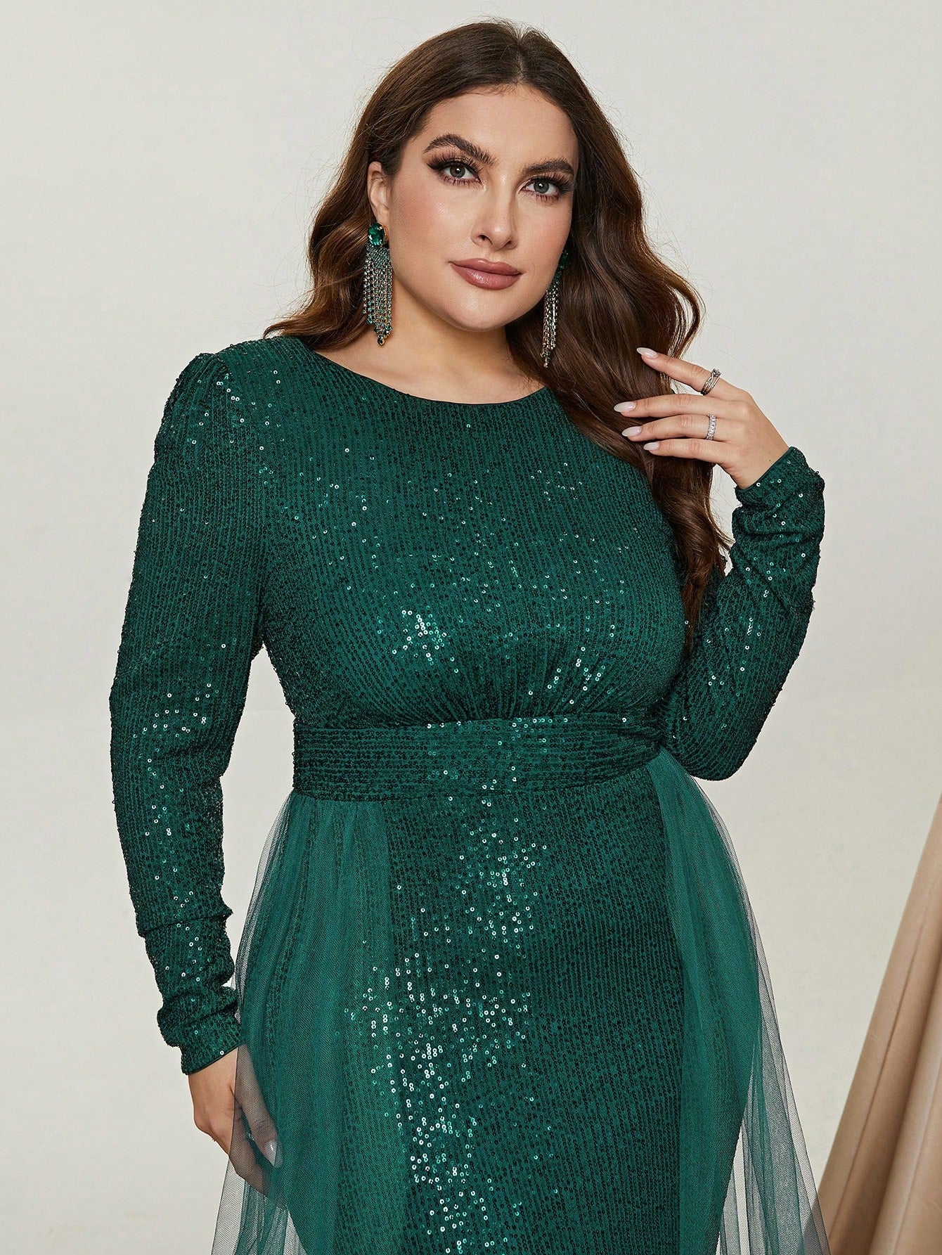 Long Sleeve Sequin Mermaid Dresses With Mesh Layer on Waist