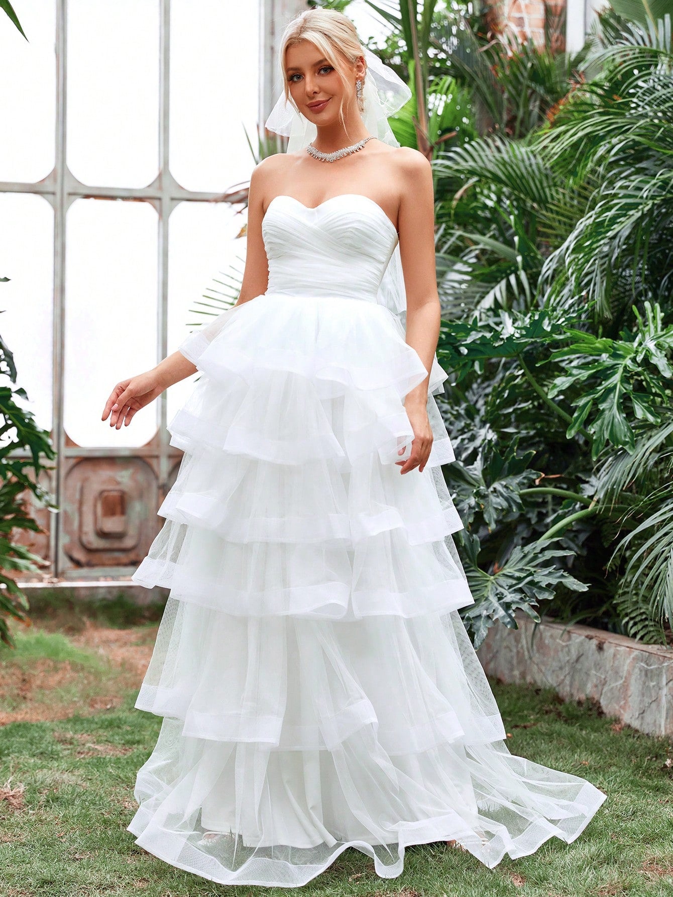 Ruffle Layered Hem Tube Wedding Dresses