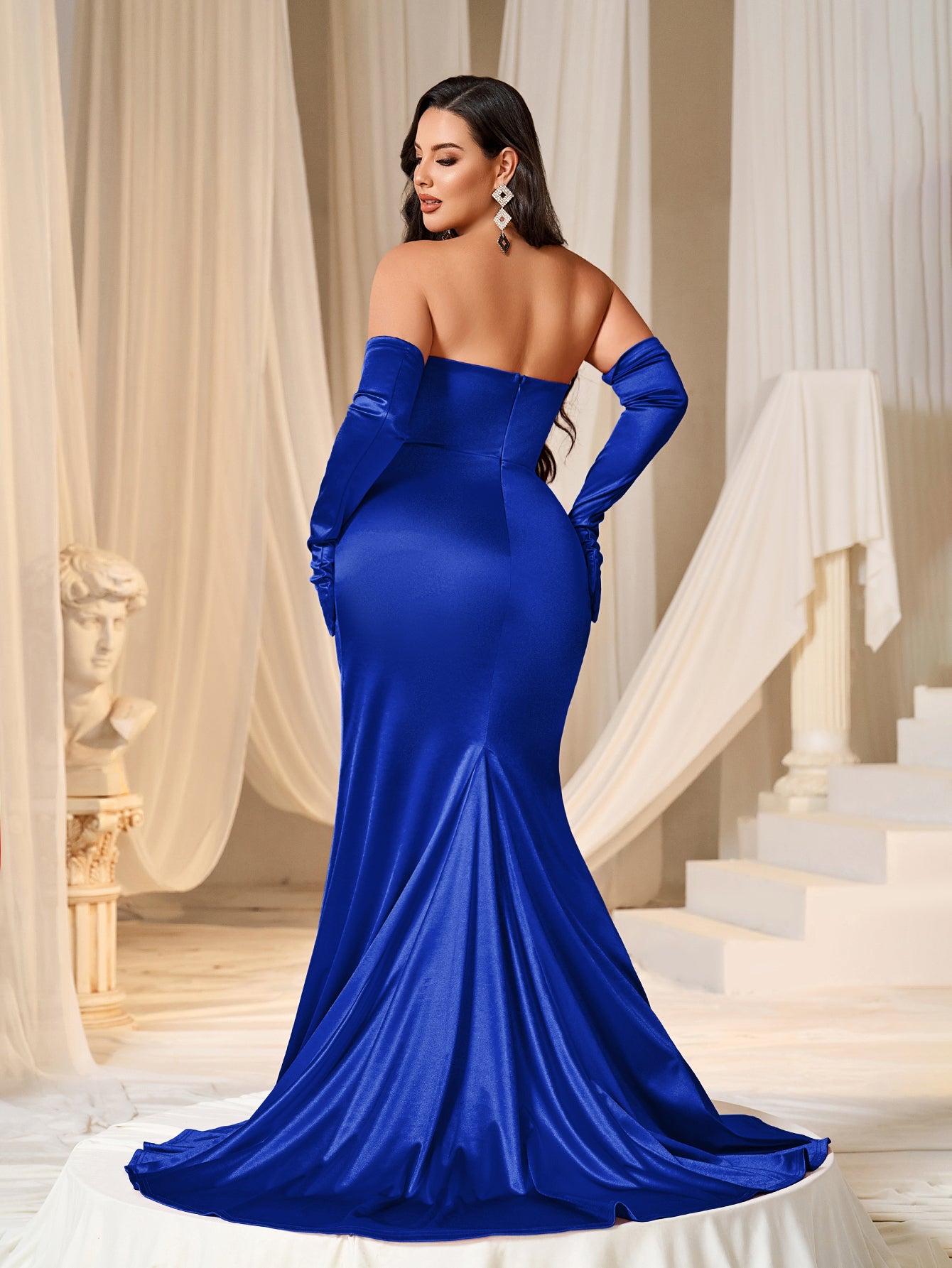 Plus Ruched Wrap Hem Satin Tube Prom Dress（Gloves Included）