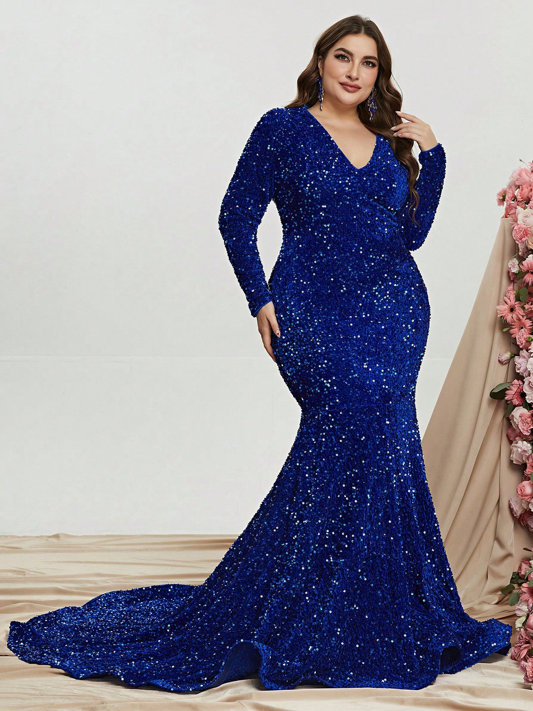 Plus Size Elegant V Neck Long Sleeve Sequin Mermaid Dresses