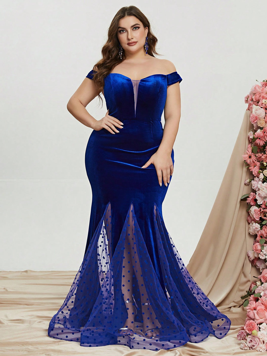 Plus Off Shoulder Mesh Insert Mermaid Dresses