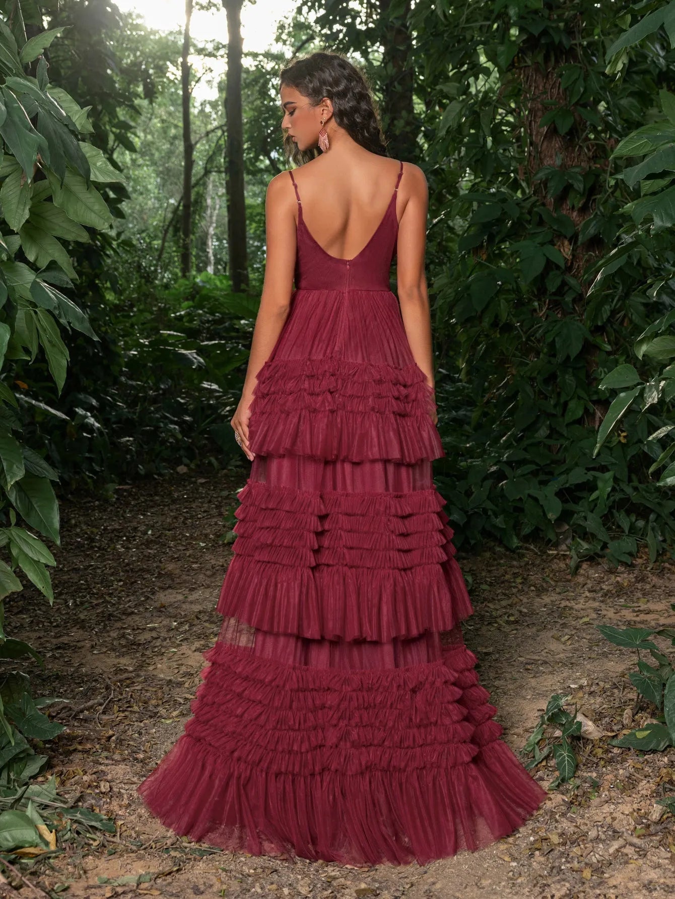 Gorgeous Plunging Neck Tiered Tulle Slip Prom Dress