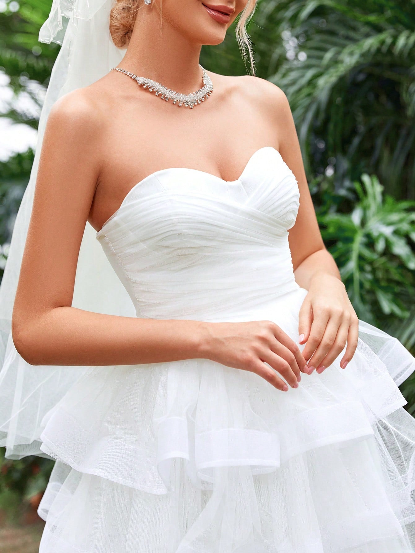 Ruffle Layered Hem Tube Wedding Dresses