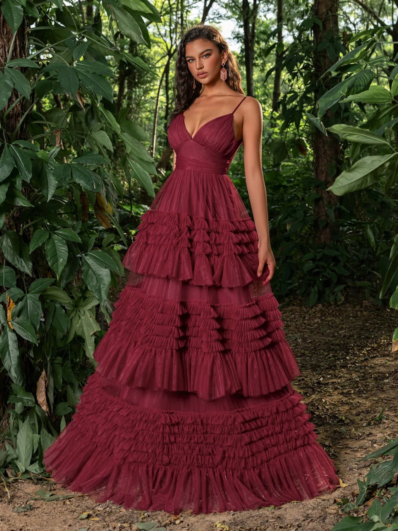 Gorgeous Plunging Neck Tiered Tulle Slip Prom Dress