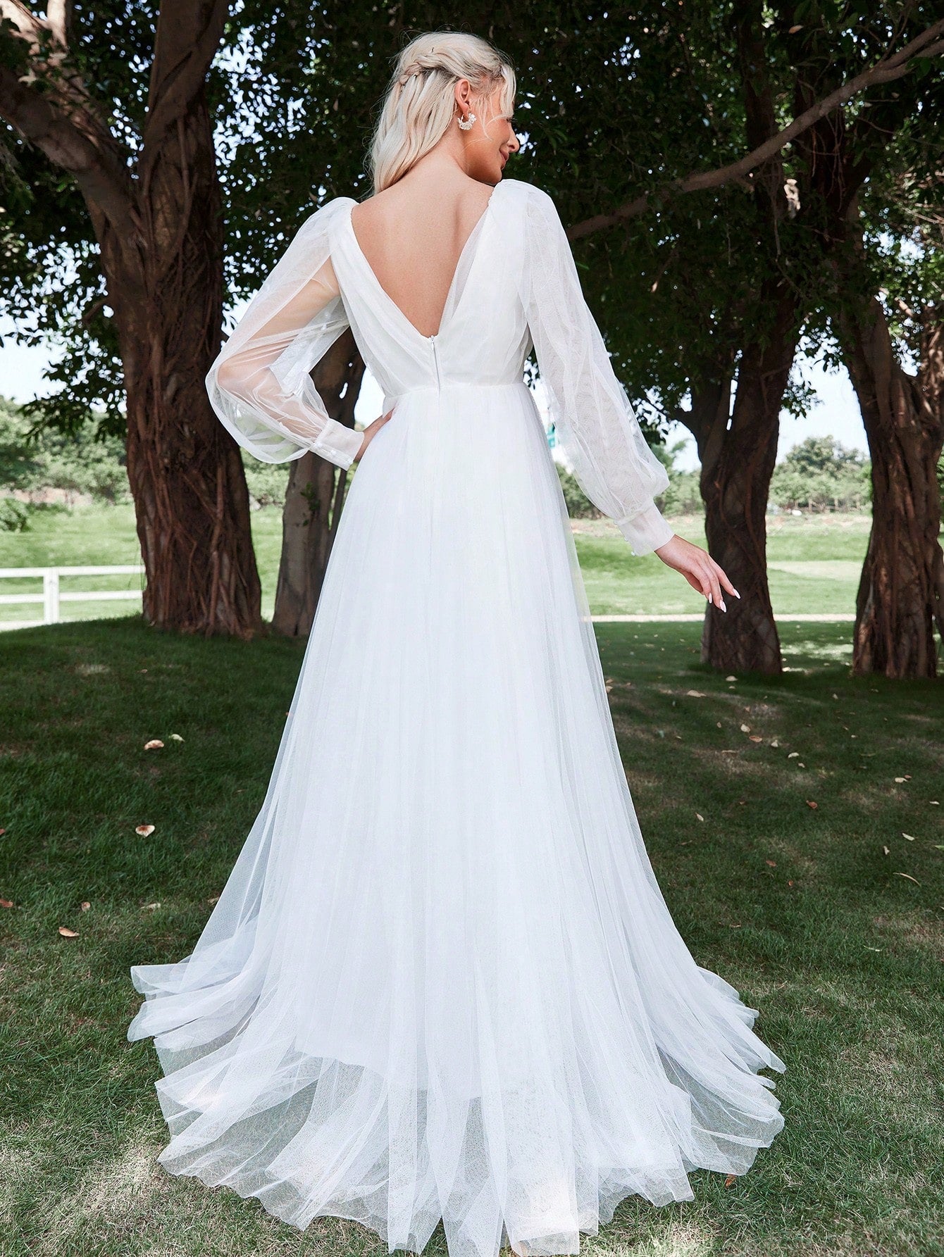 Floral Applique Lantern Sleeve Mesh Wedding Dress