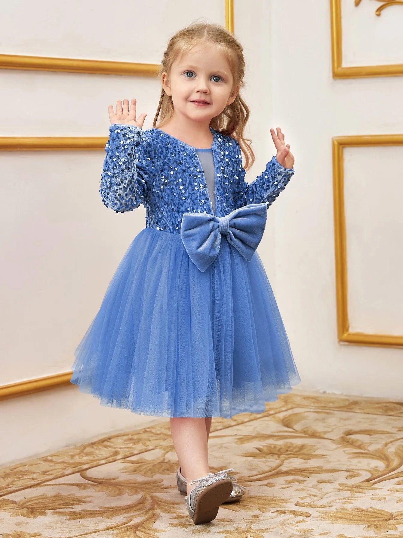 Young Girls' Cute Bow Front Long Sleeve Party Dress