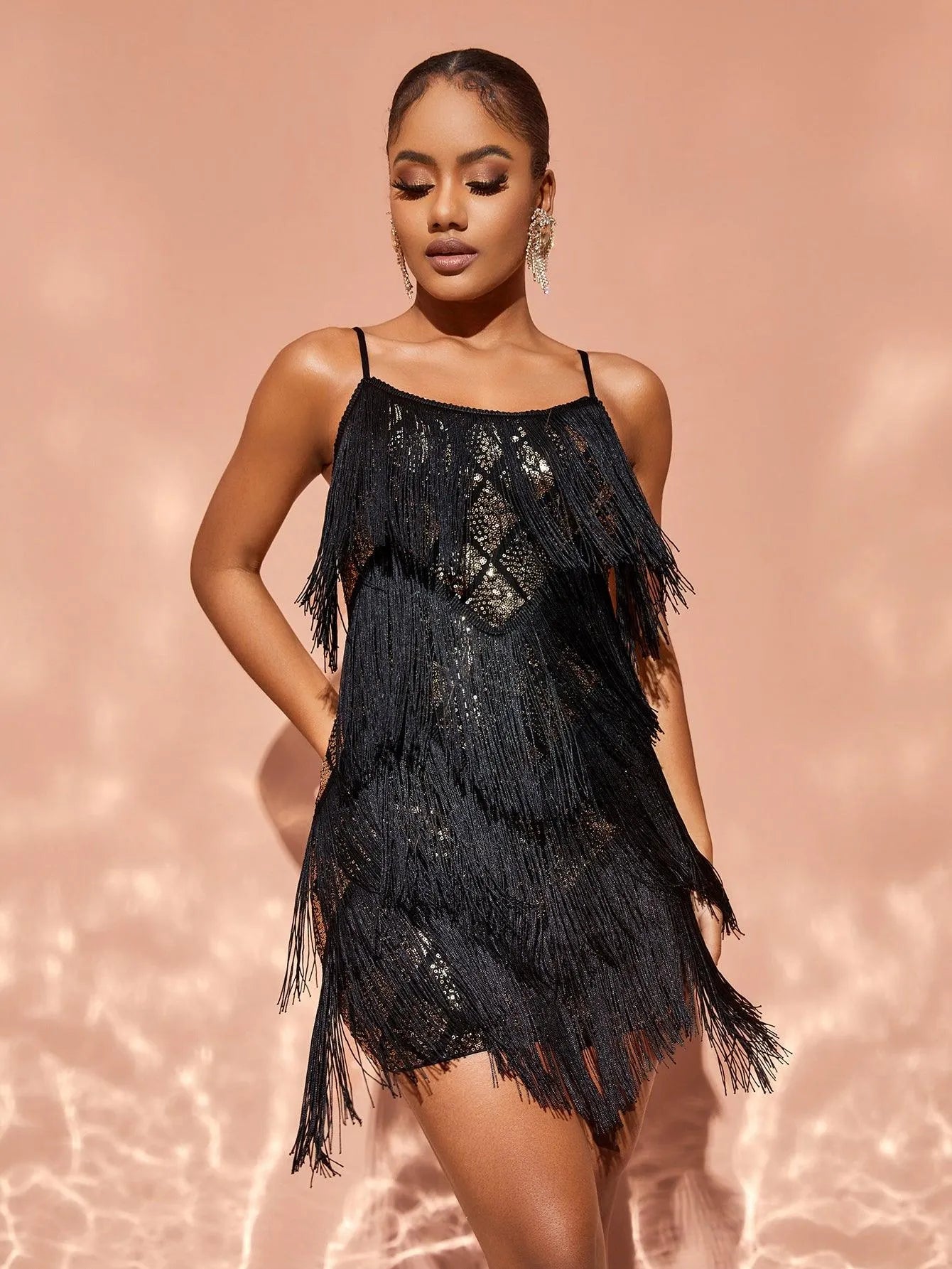 Chic Fringed Sequin Mini Party Dress