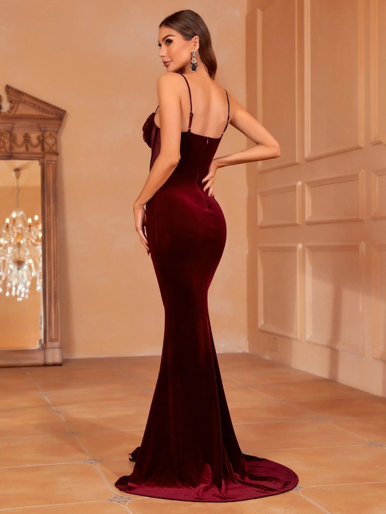 Elegant Spaghetti Strap Velvet Mermaid Dresses