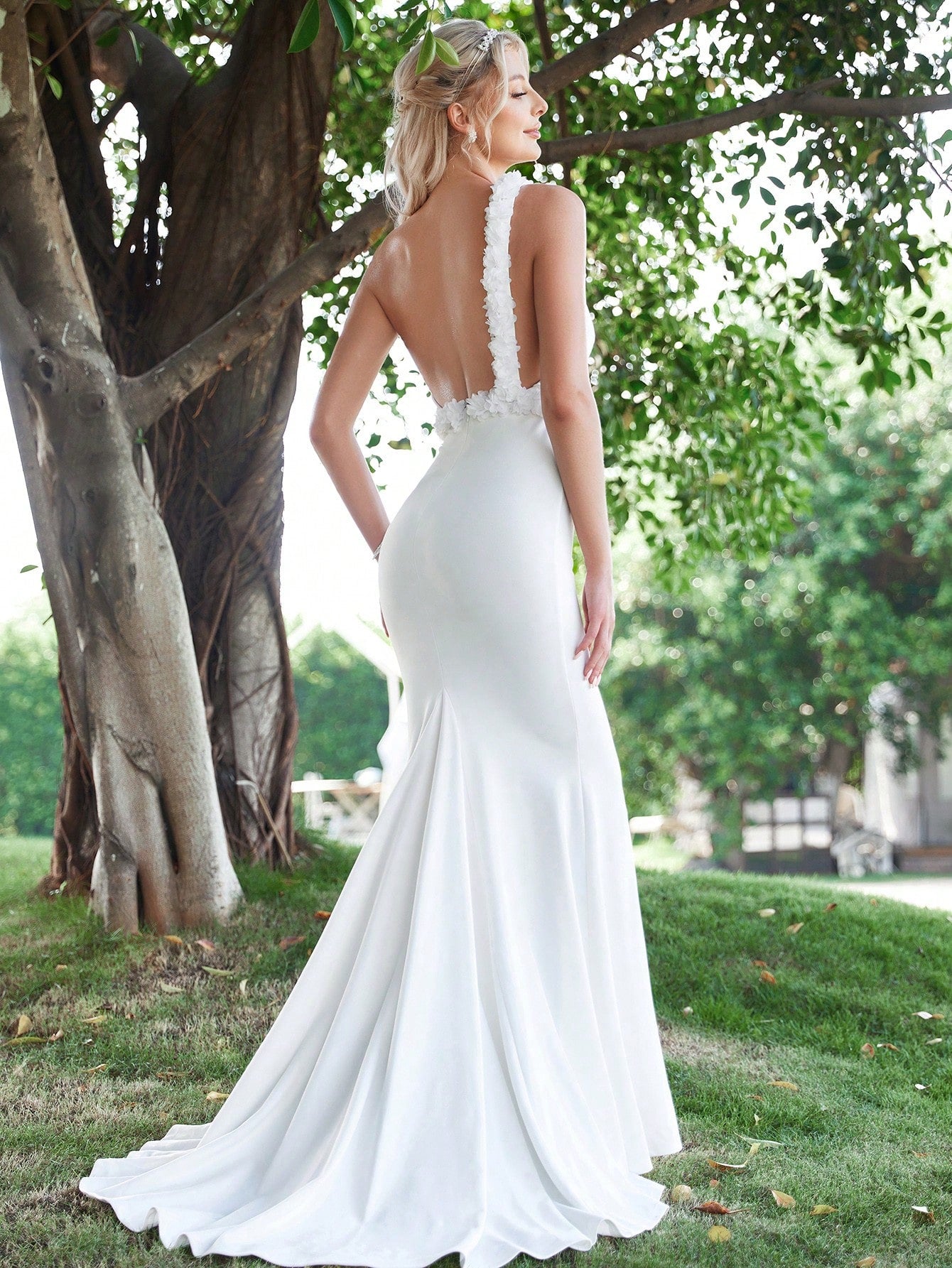 One Shoulder Backless Floral Applique Mermaid Hem Wedding Dress