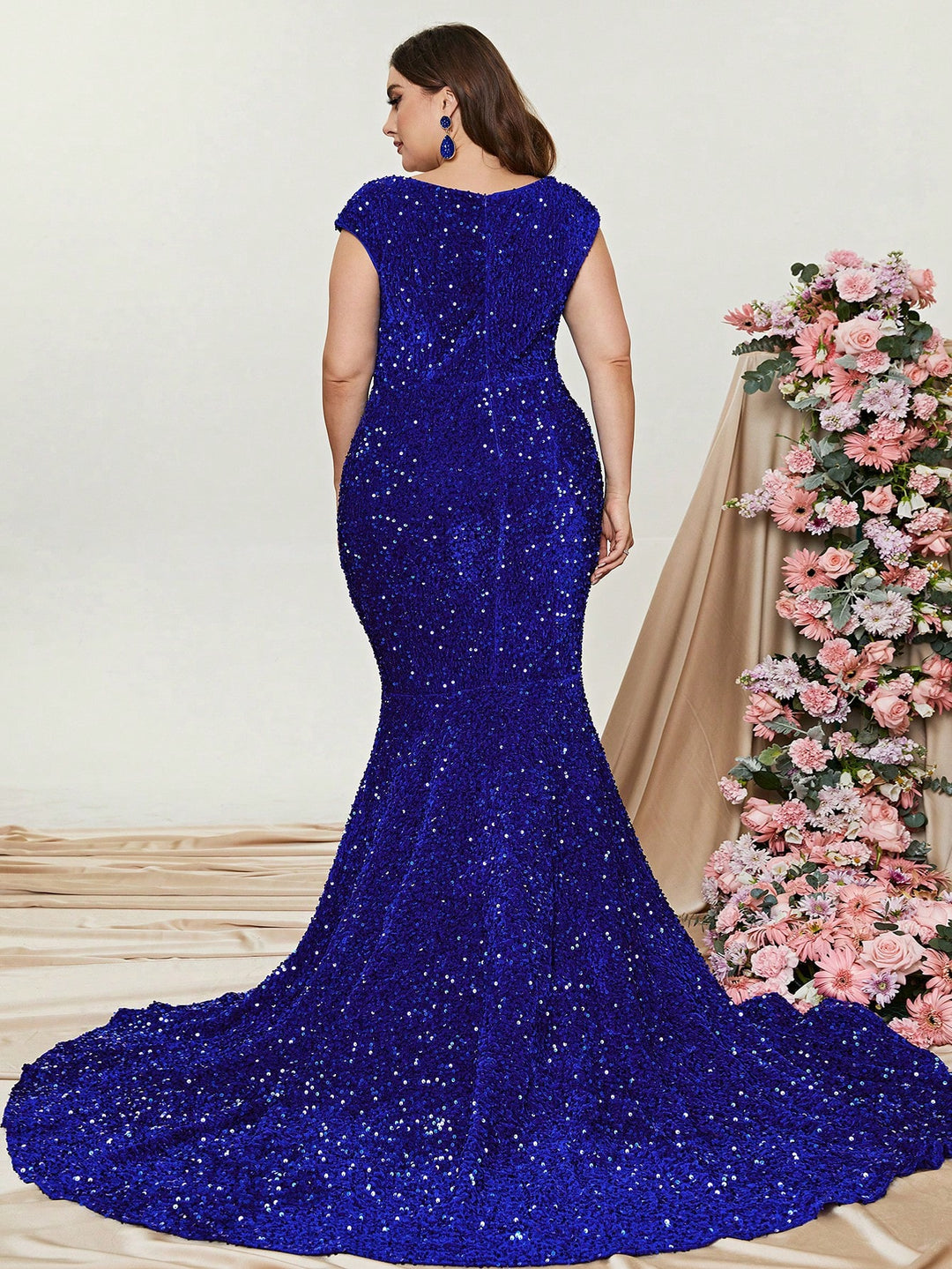 Plus Sweetheart Sleeveless Sequin Mermaid Dresses