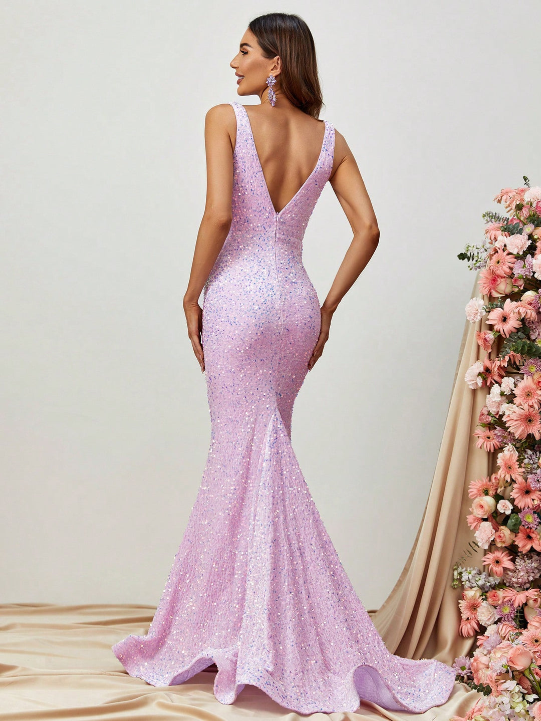 Plunging Neck Sleeveless Sequin Mermaid Dresses