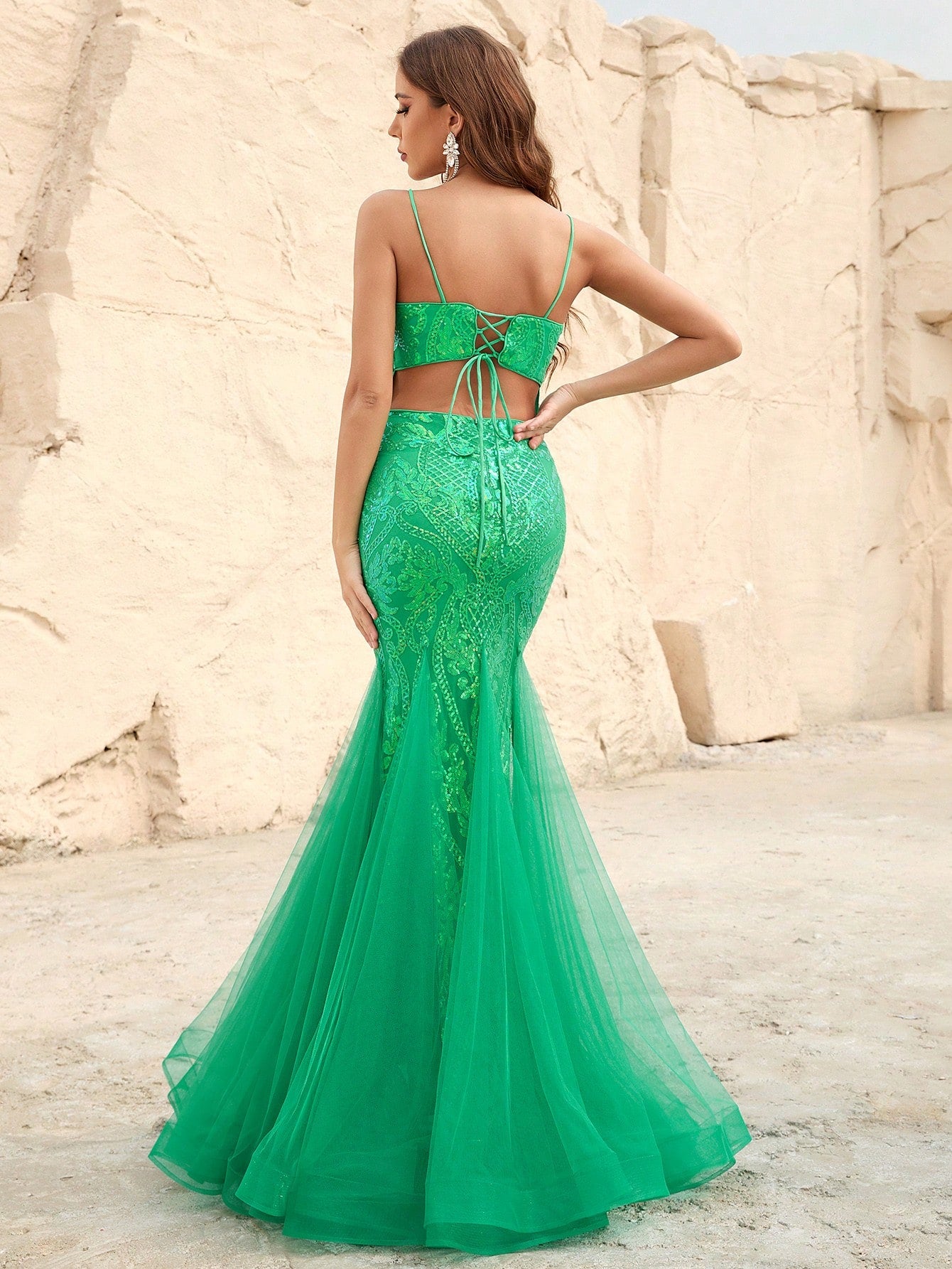 Elegant Spaghetti Strap Mesh Insert Sequin Mermaid Dress