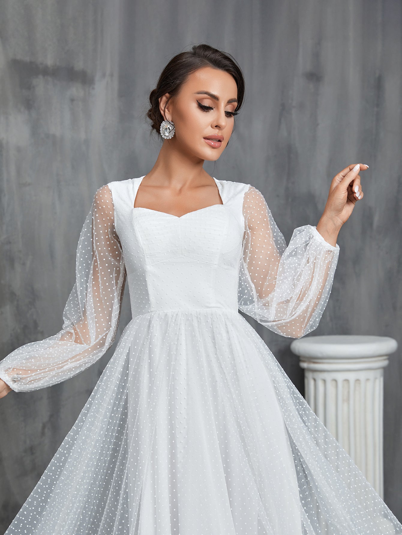 Sweetheart Neck Lantern Sleeve Dobby Mesh Wedding Dress