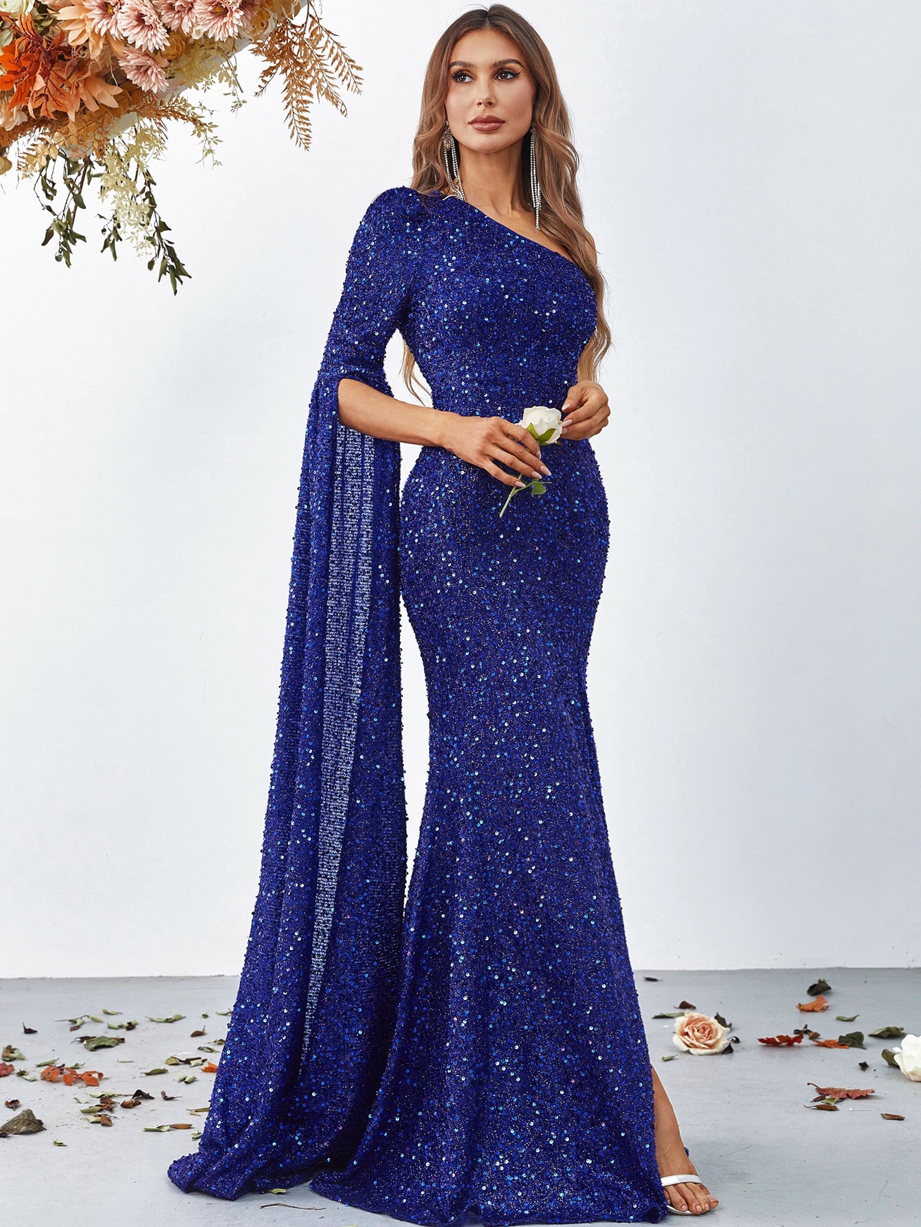 Elegant One Shoulder Long Sleeve Slit Sequin Dress