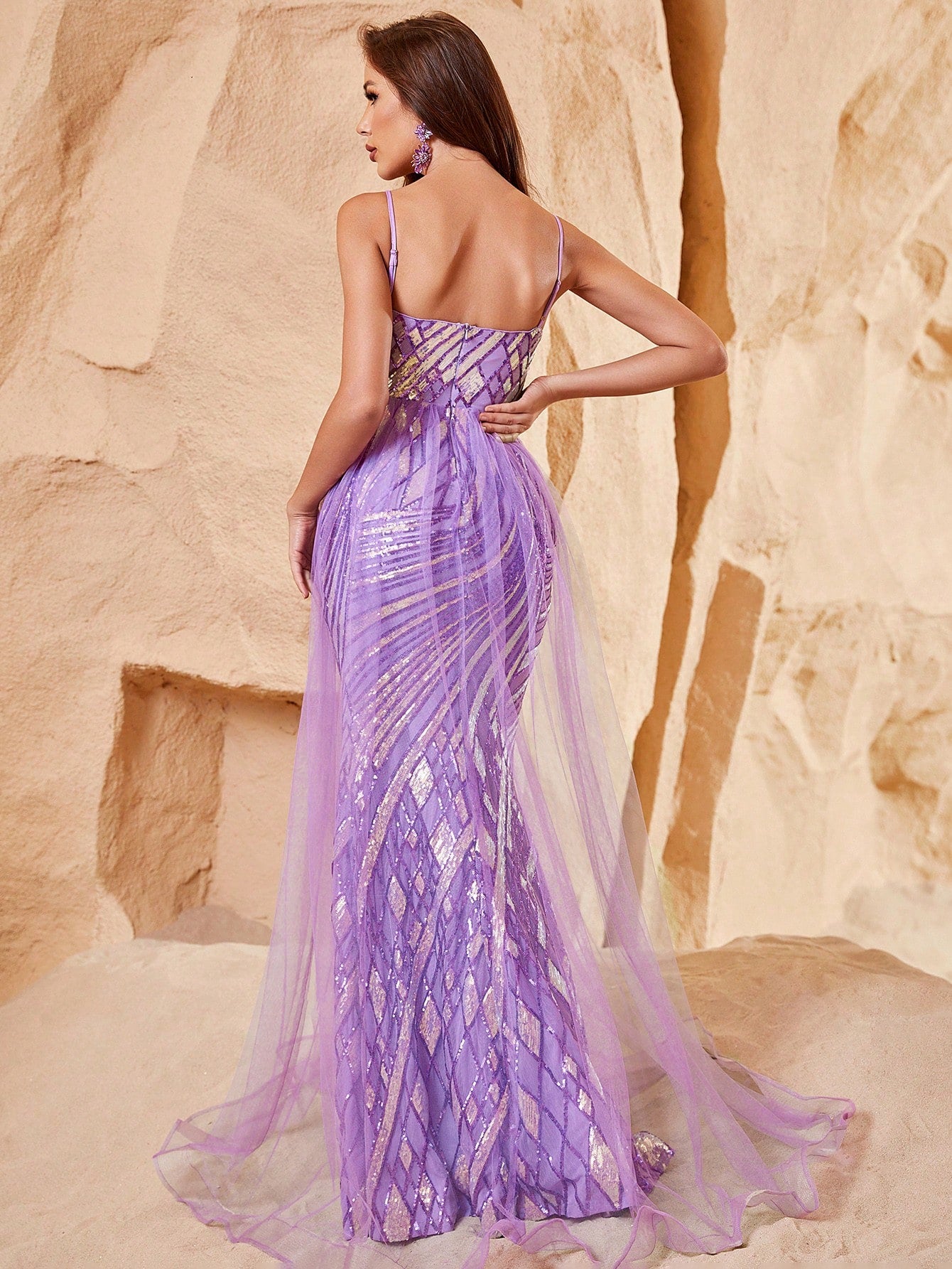 Spaghetti Strap Sequin Mermaid Dresses Mesh Layer On Waist