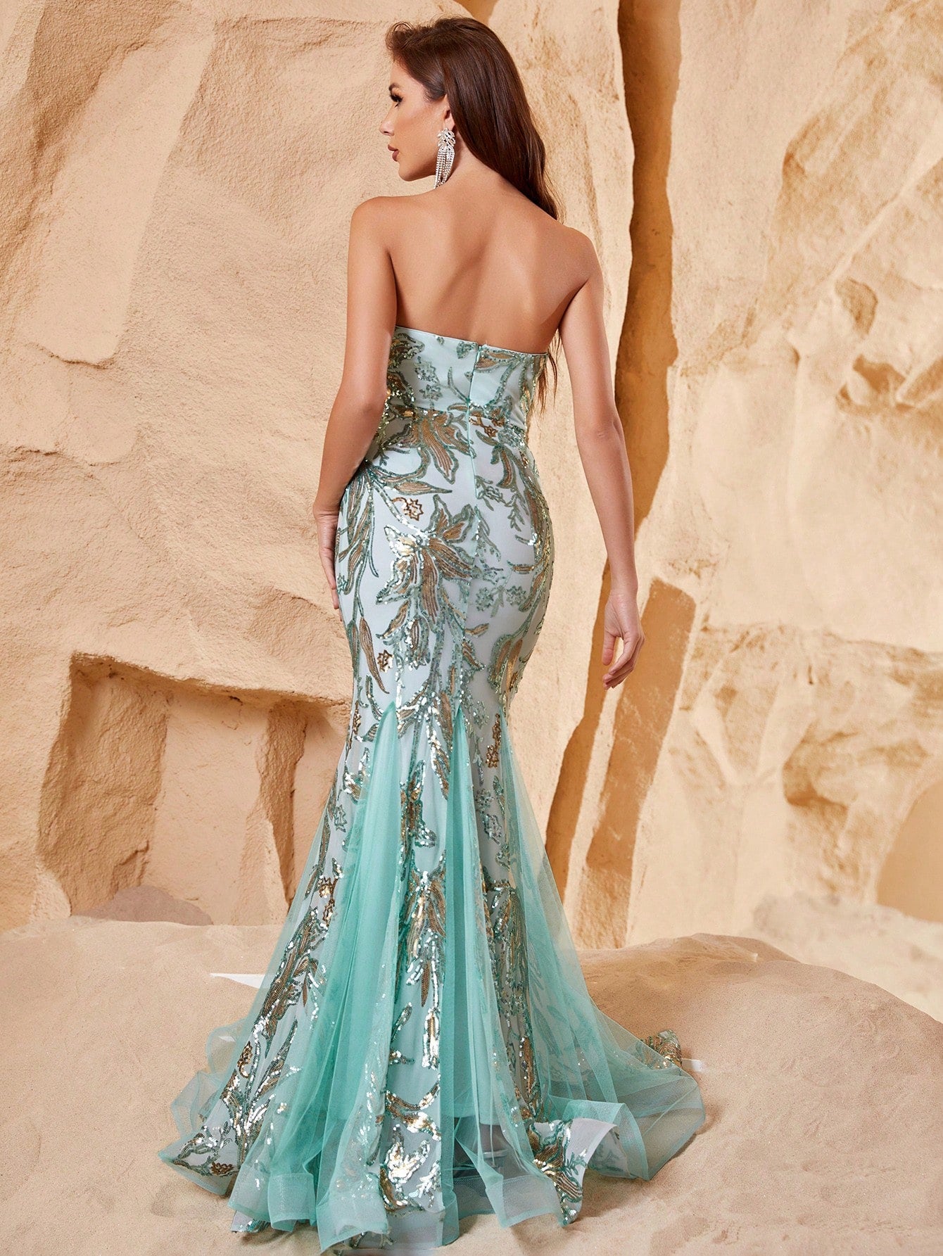 Elegant Tube Sleeveless Mesh Insert Sequin Mermaid Dress