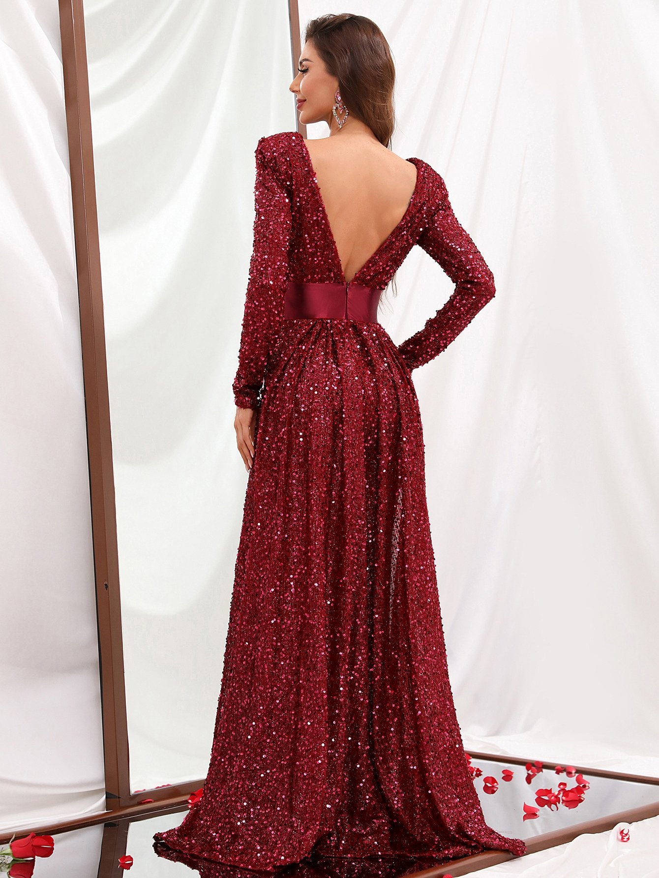 Elegant Boat Neck Long Sleeve Sequin Mermaid Dress