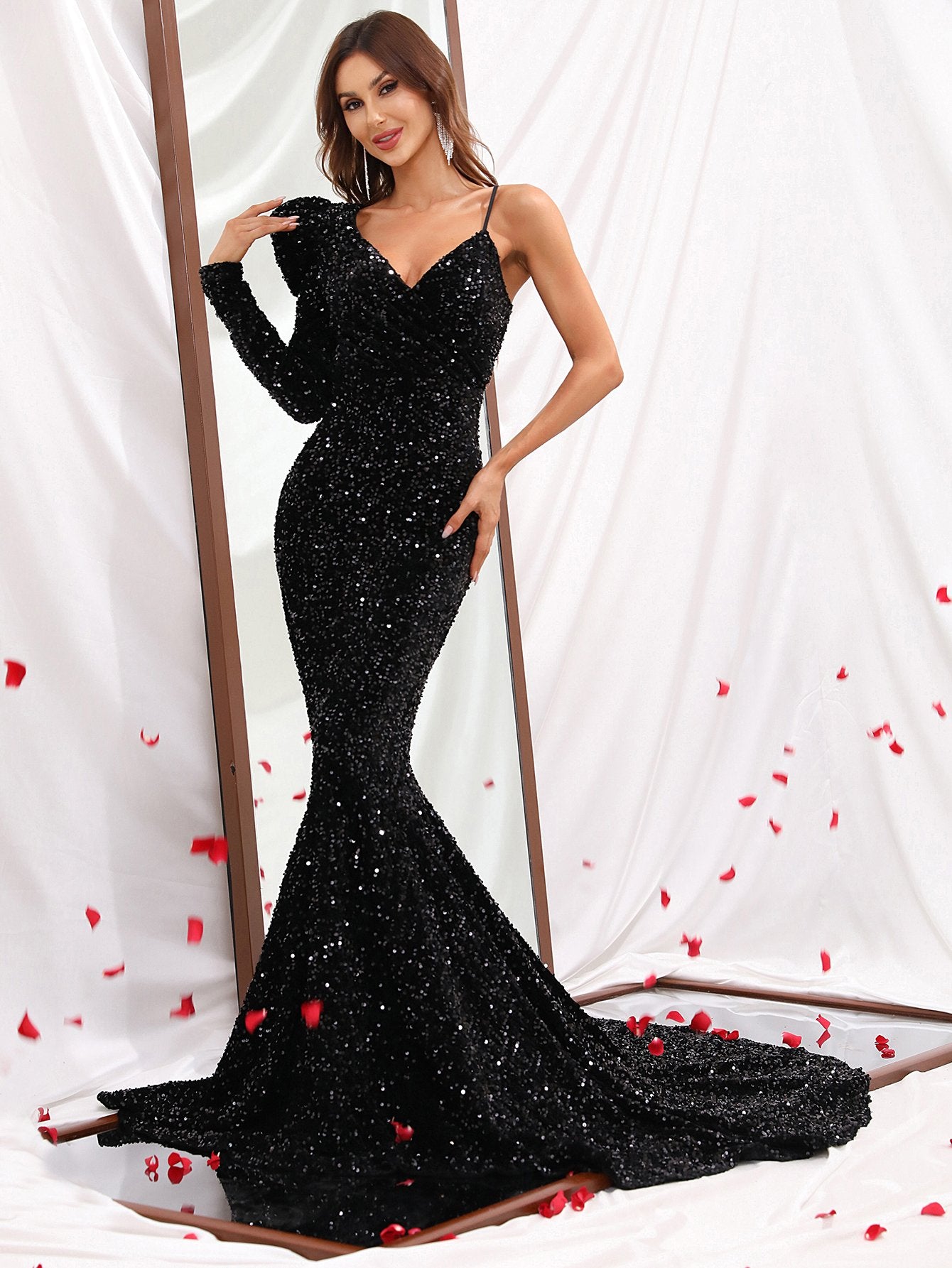 Asymmetrical One Shoulder Black Sequin Mermaid Dresses